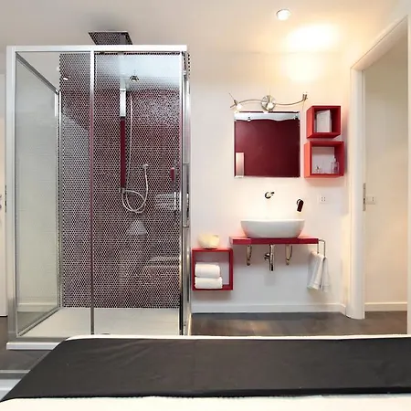 Services Borgo 2* Rome